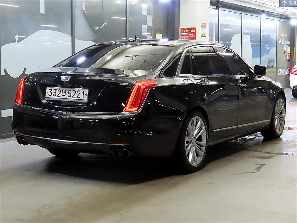 Cadillac CT6 - Vista 4