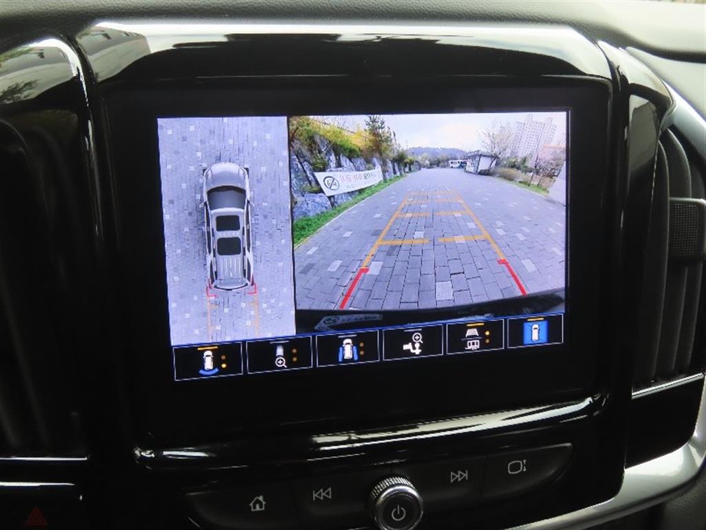 Chevrolet Travers 2023 Negro - Importación desde Corea - HF Imports Iquique - Foto 9