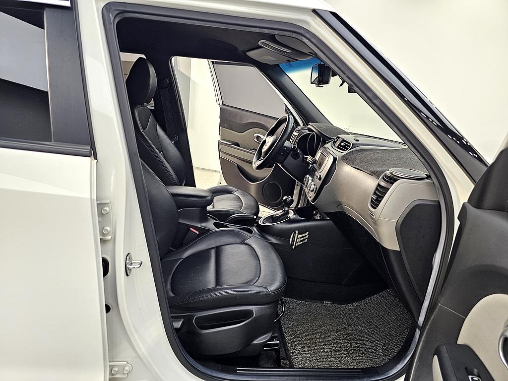 KIA Soul - Vista 11