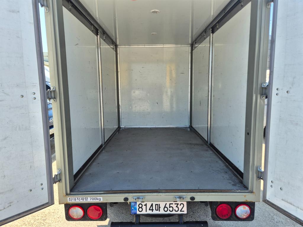 [소형화물][하이내장탑]더뉴봉고3 (LPG) 1.0톤/킹캡/초장축/플러스형 - миниатюра 11