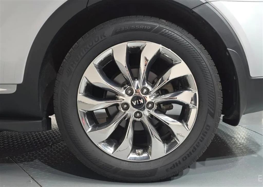 KIA Sorento - Vista 5