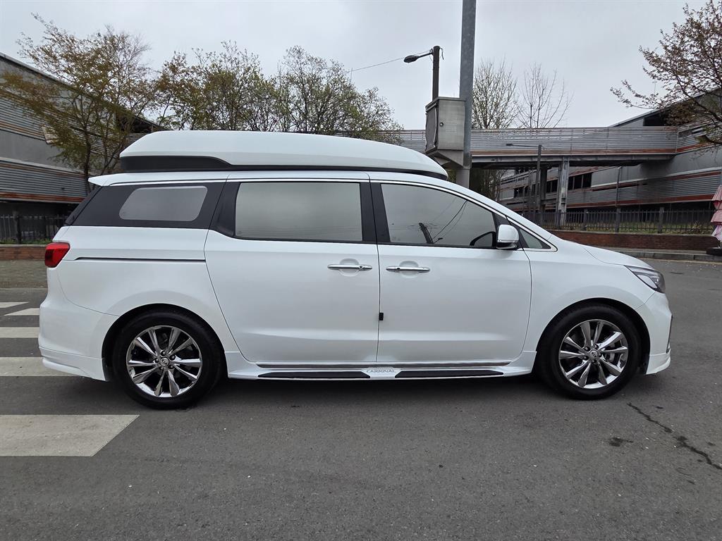 KIA Carnival - Vista 4