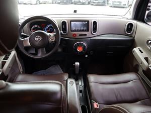 Nissan Cube - Vista 10