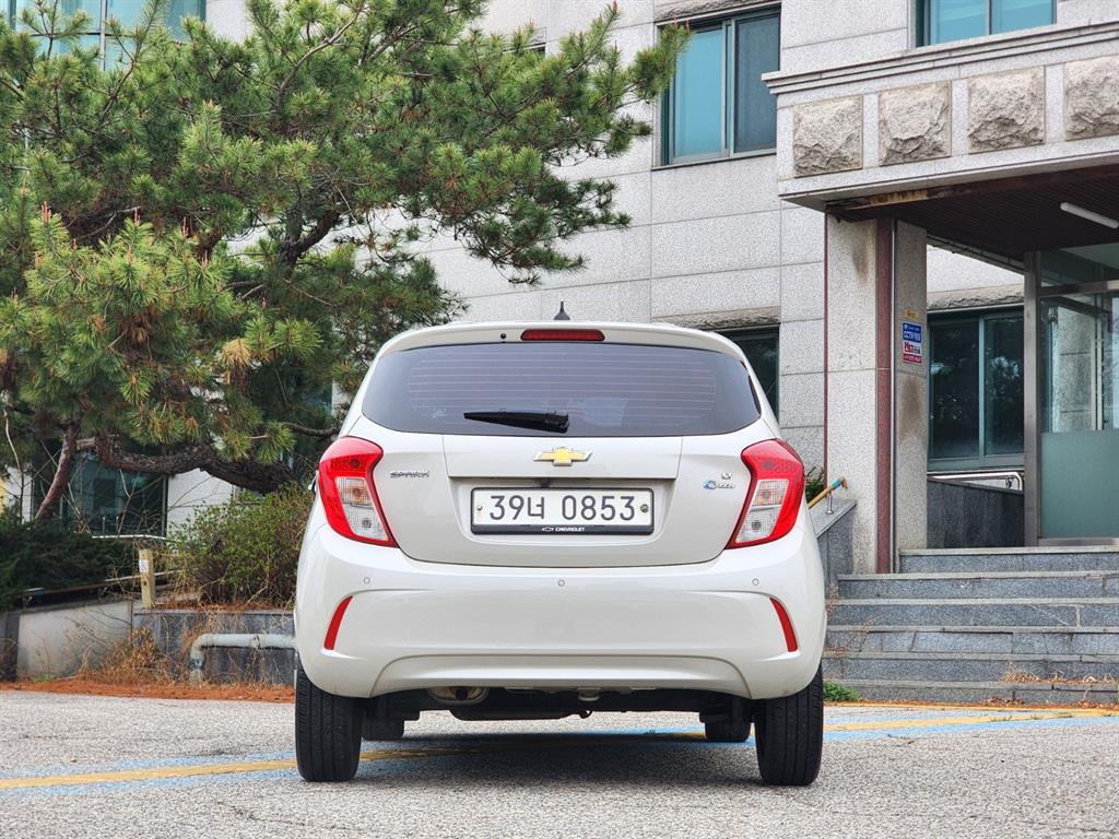 Chevrolet Spark - Vista 3