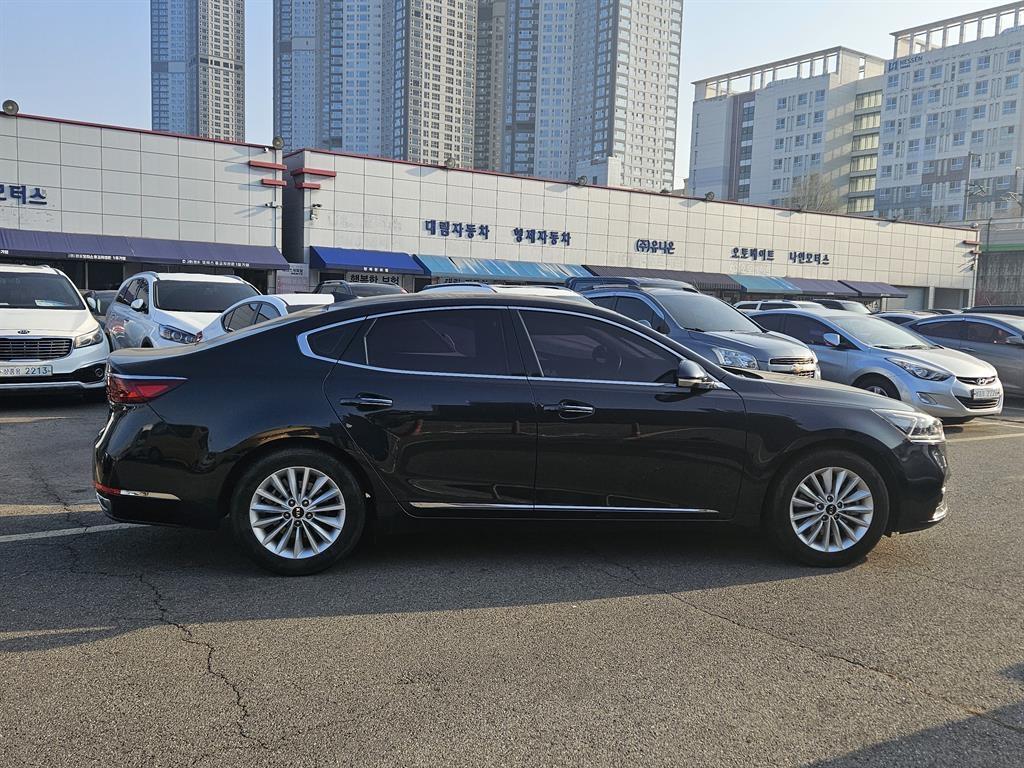KIA K7 - Vista 5
