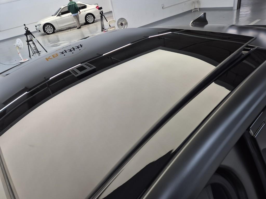Genesis G70 2023 Gris - Importación desde Corea - HF Imports Iquique - Foto 13