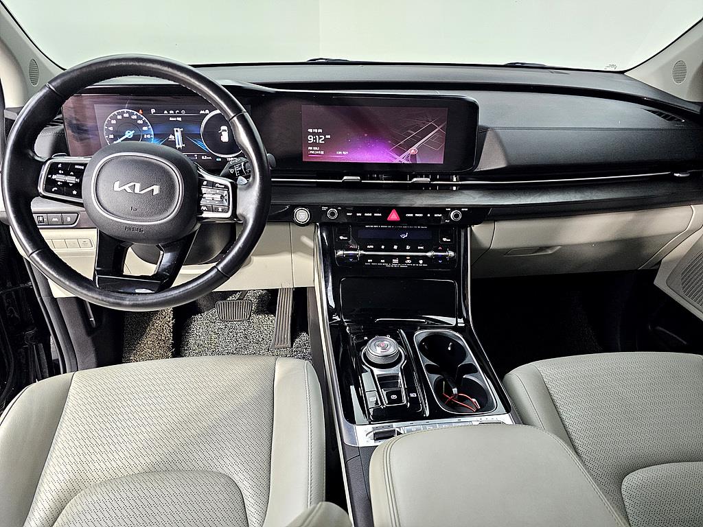 KIA Carnival - Vista 5