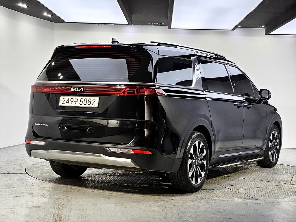 KIA Carnival - Vista 4