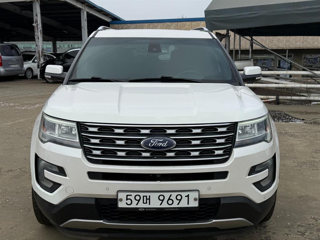 Ford Explorer 2017 Blanco - Importación desde Corea - HF Imports Iquique - Foto 1