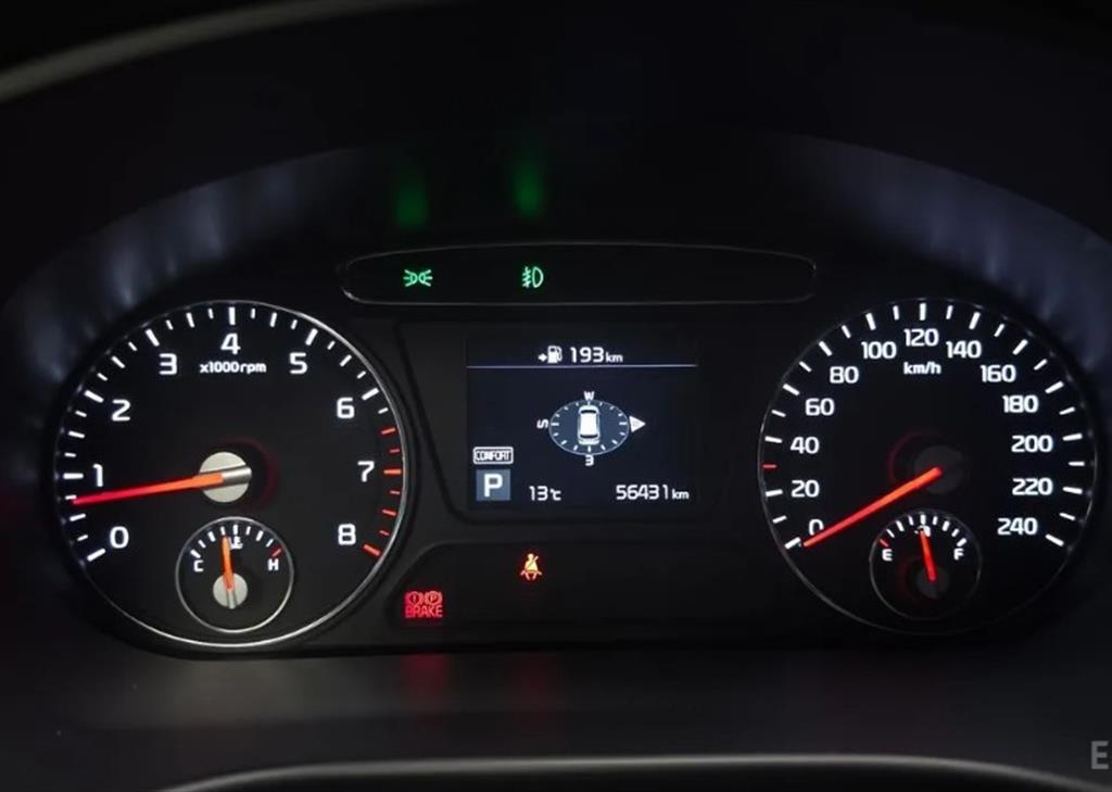 KIA Sorento - Vista 8