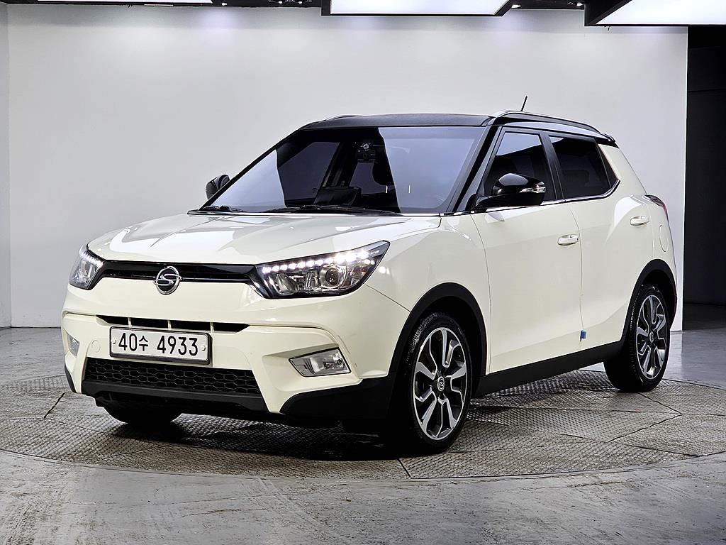 Ssangyong Tivoli 2016 Blanco - Importación desde Corea - HF Imports Iquique - Foto 1