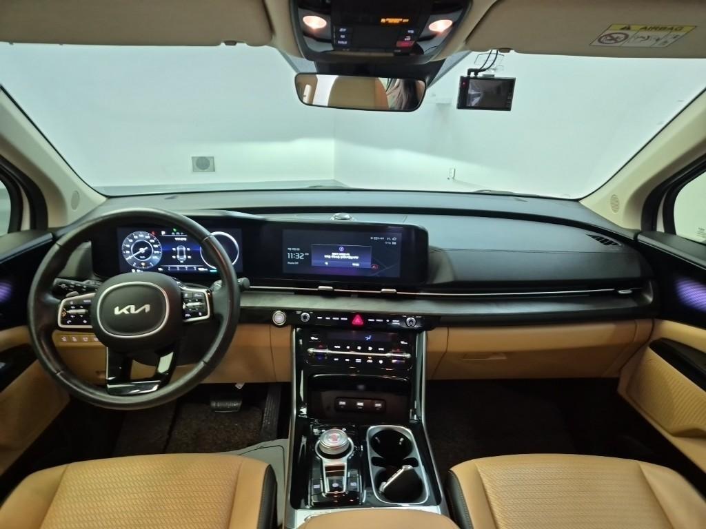 KIA Carnival - Vista 7