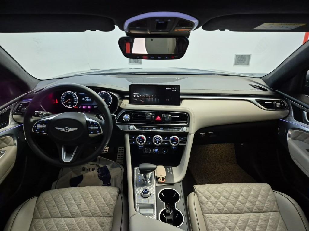 Genesis G70 - Vista 7