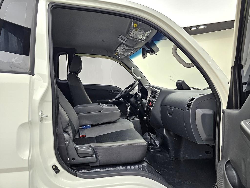 Small Truck Cargo (small) - Vista 5