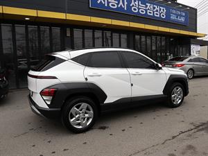 HYUNDAI Kona - Vista 6