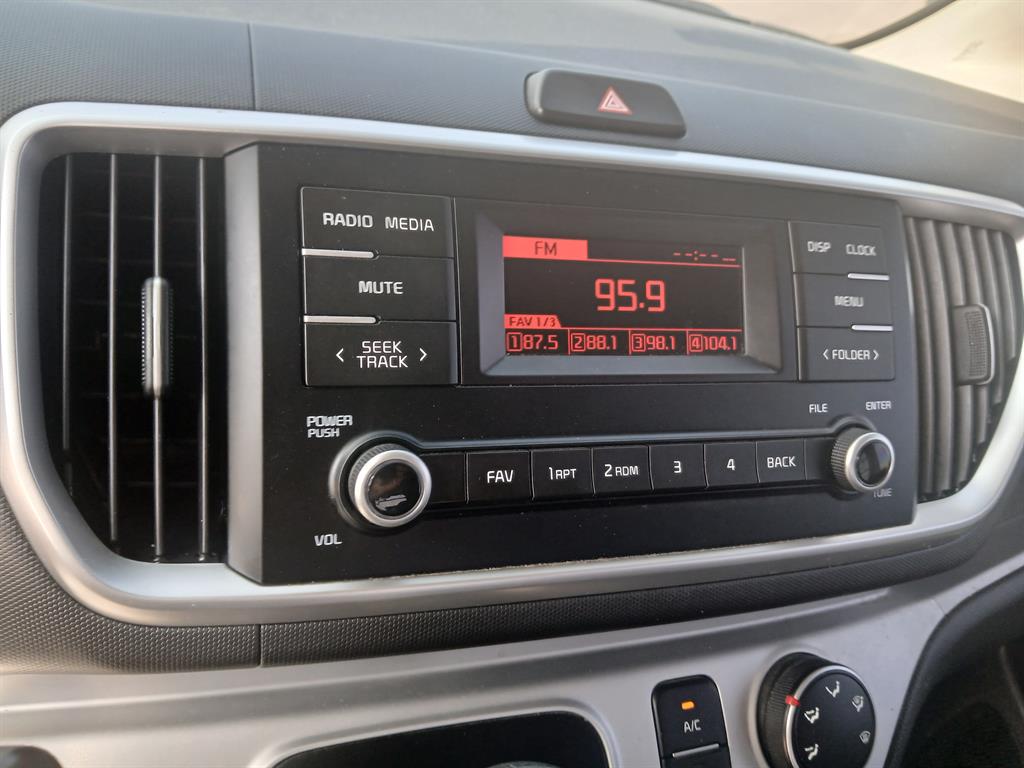 KIA Ray 2022 Blanco - Importación desde Corea - HF Imports Iquique - Foto 13