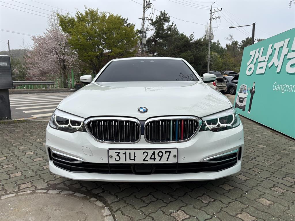 BMW 5 Series 2019 Blanco - Importación desde Corea - HF Imports Iquique - Foto 1