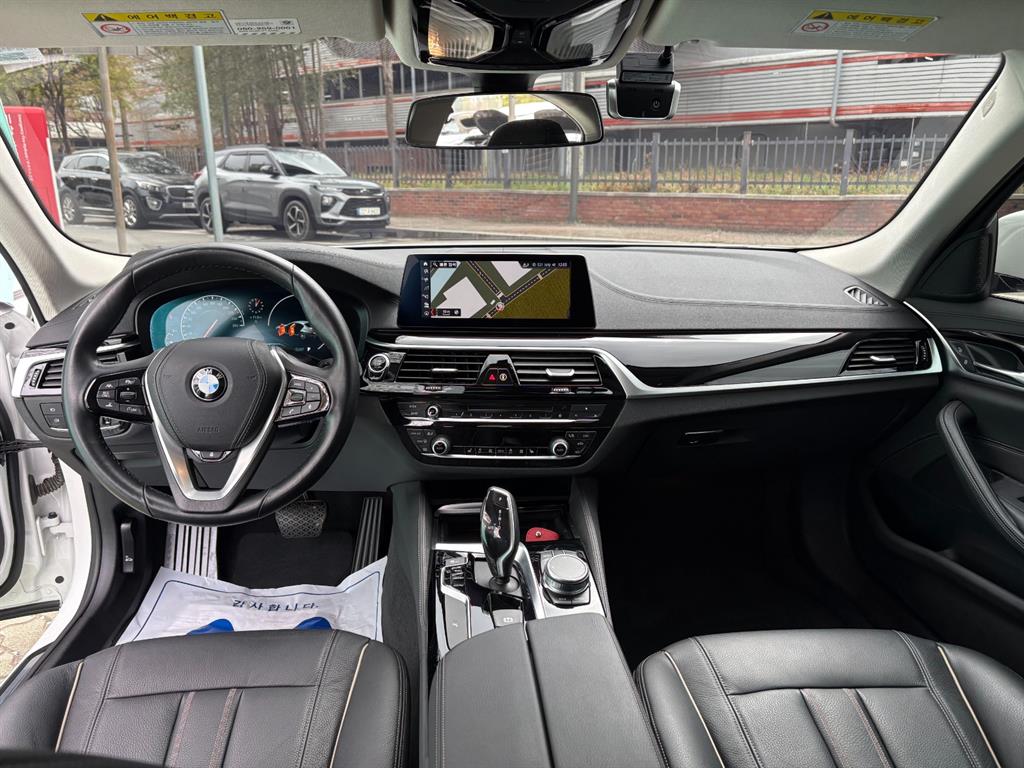BMW 5 Series - Vista 11