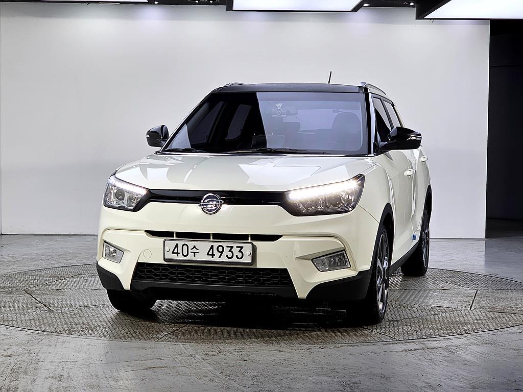 Ssangyong Tivoli - Vista 2