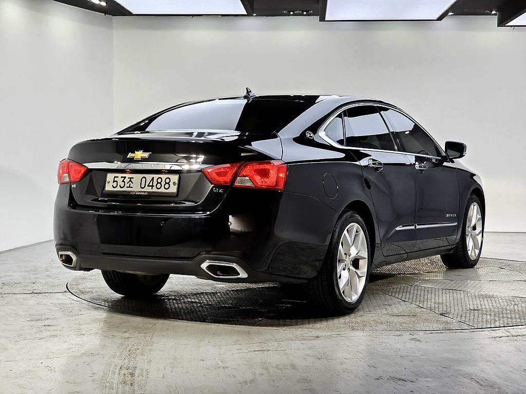 Chevrolet Impala - Vista 3