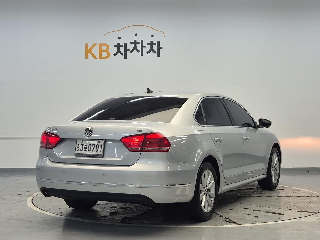Volkswagen Passat - Vista 3
