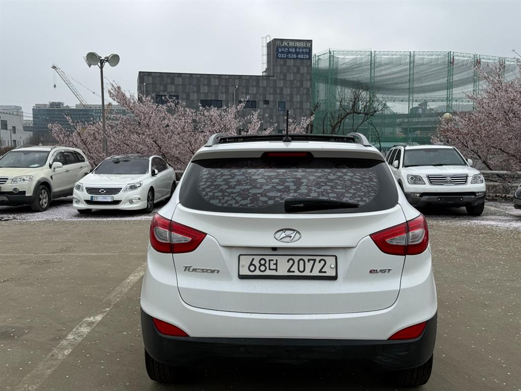 HYUNDAI Tucson - Vista 5