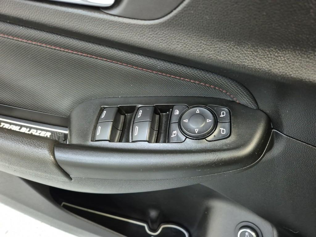Chevrolet Trail Blazer 2021 Blanco - Importación desde Corea - HF Imports Iquique - Foto 18