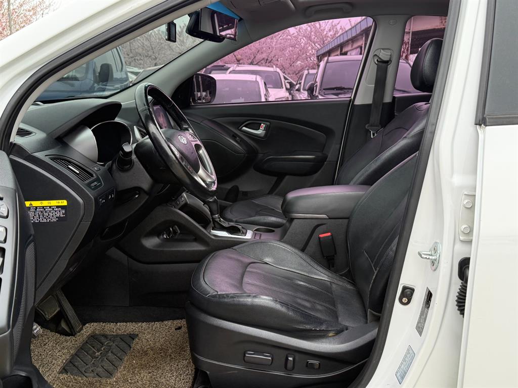 HYUNDAI Tucson - Vista 9