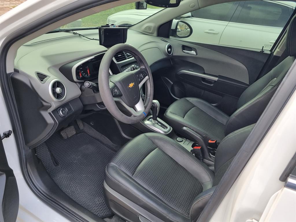 Chevrolet Abeo - Vista 5