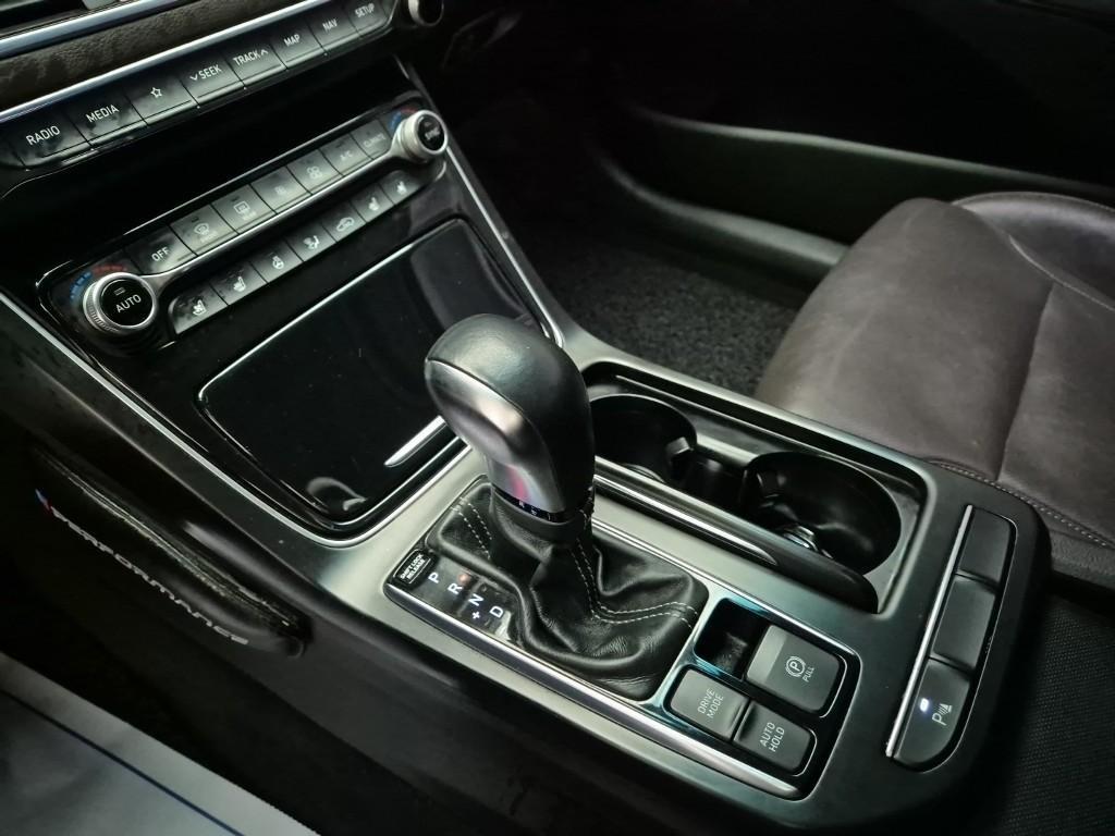 HYUNDAI Grandeur - Vista 8