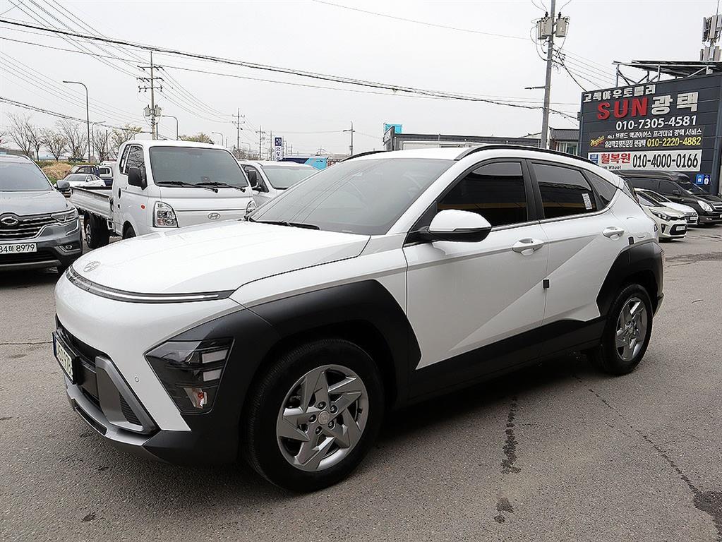 HYUNDAI Kona - Vista 3