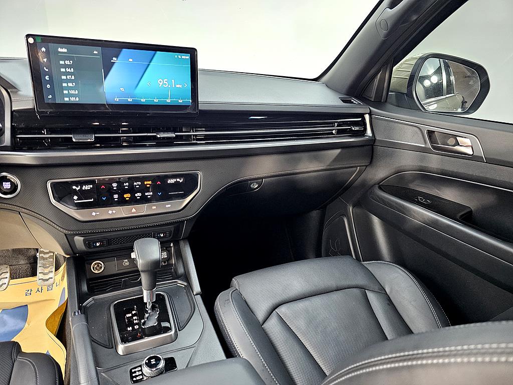 Ssangyong Rexton - Vista 10