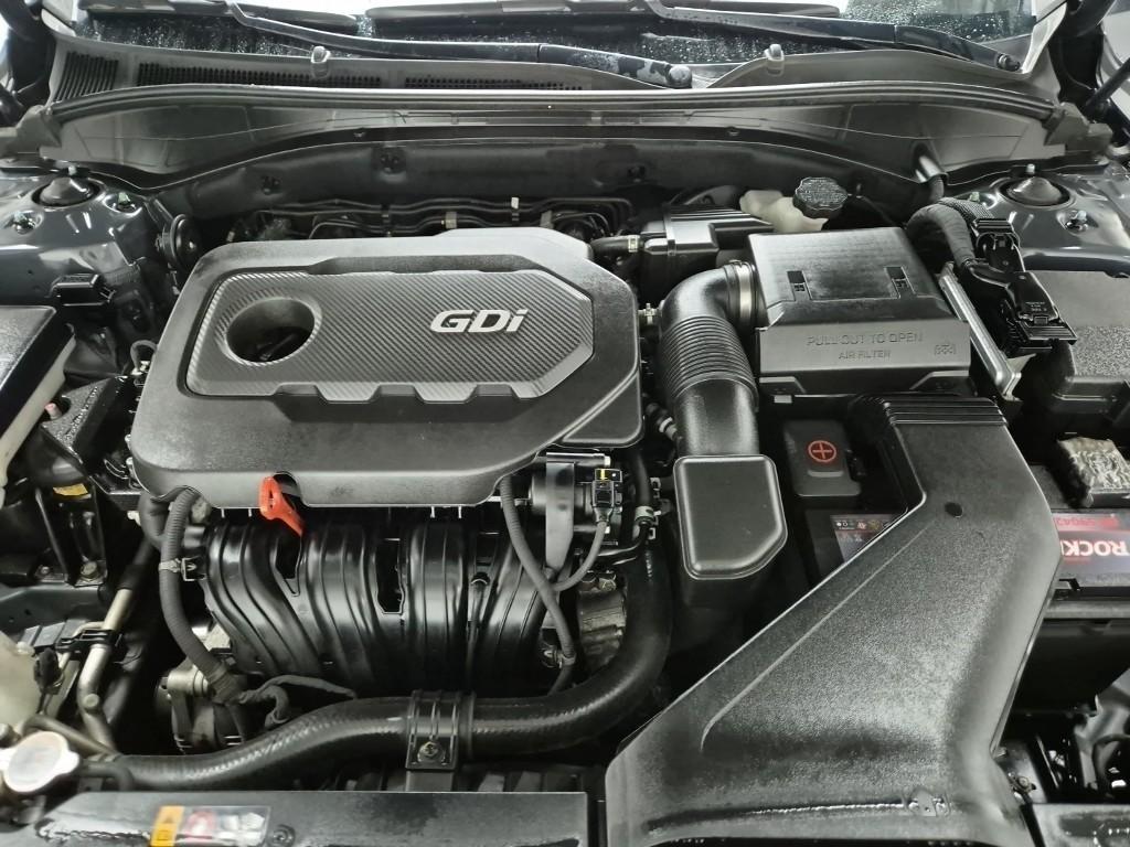 HYUNDAI Grandeur - Vista 5