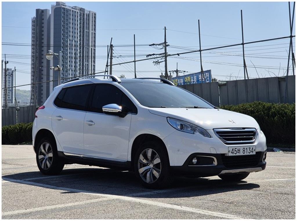 Peugeot 2008 - Vista 4