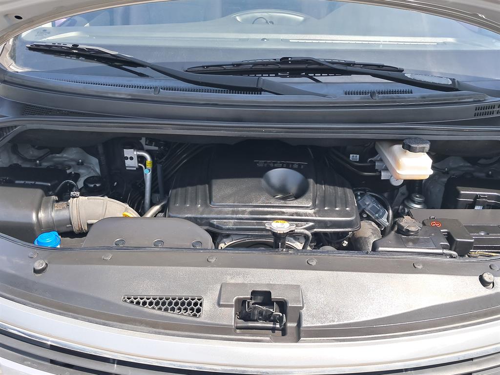 HYUNDAI Starex 2016 Plateado - Importación desde Corea - HF Imports Iquique - Foto 17