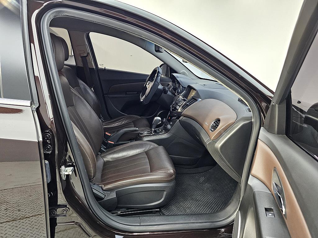 Chevrolet Cruise - Vista 10