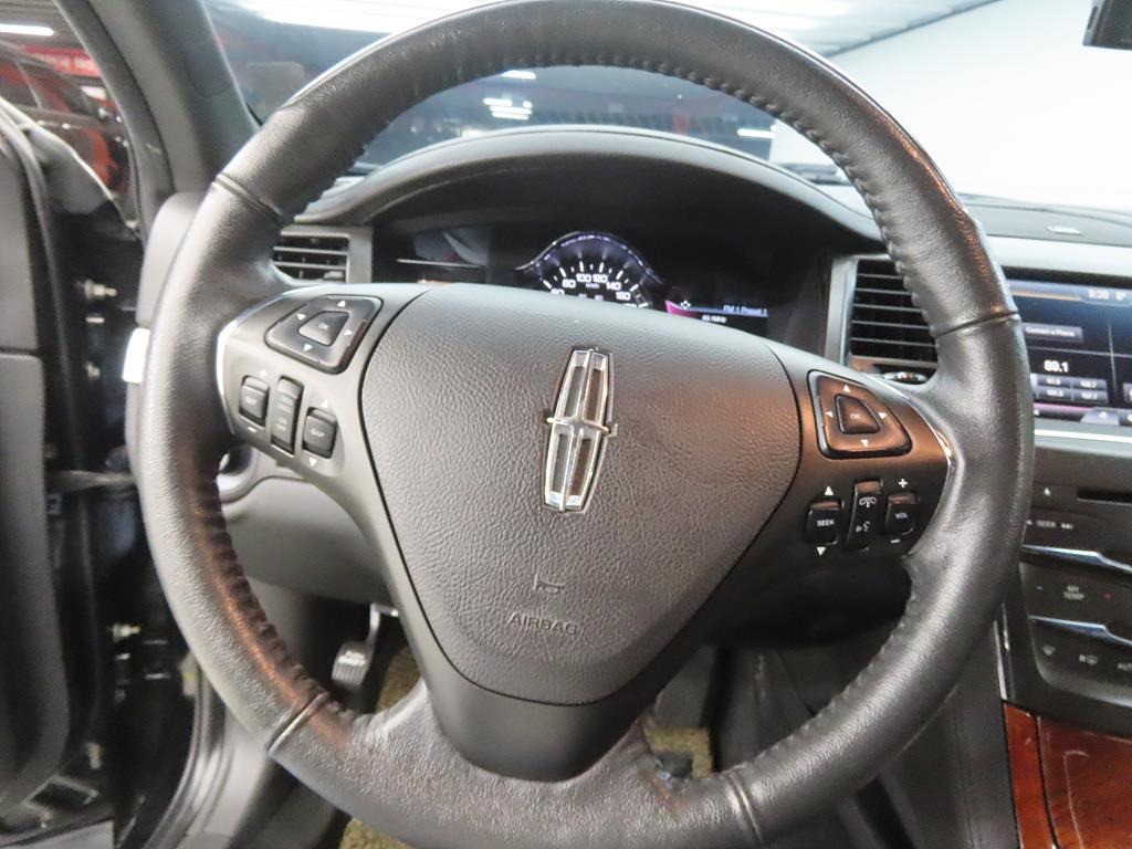 Lincoln MKS - Vista 8