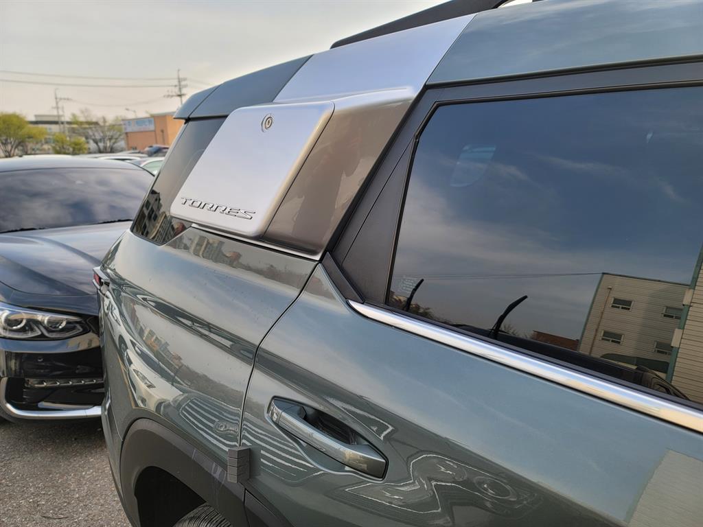 Ssangyong Torres 2023 Blanco - Importación desde Corea - HF Imports Iquique - Foto 18