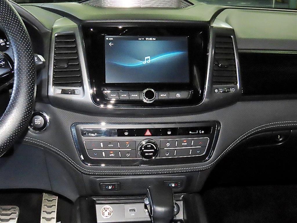 Ssangyong Rexton - Vista 11