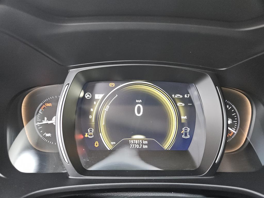 SAMSUNG QM6 - Vista 6