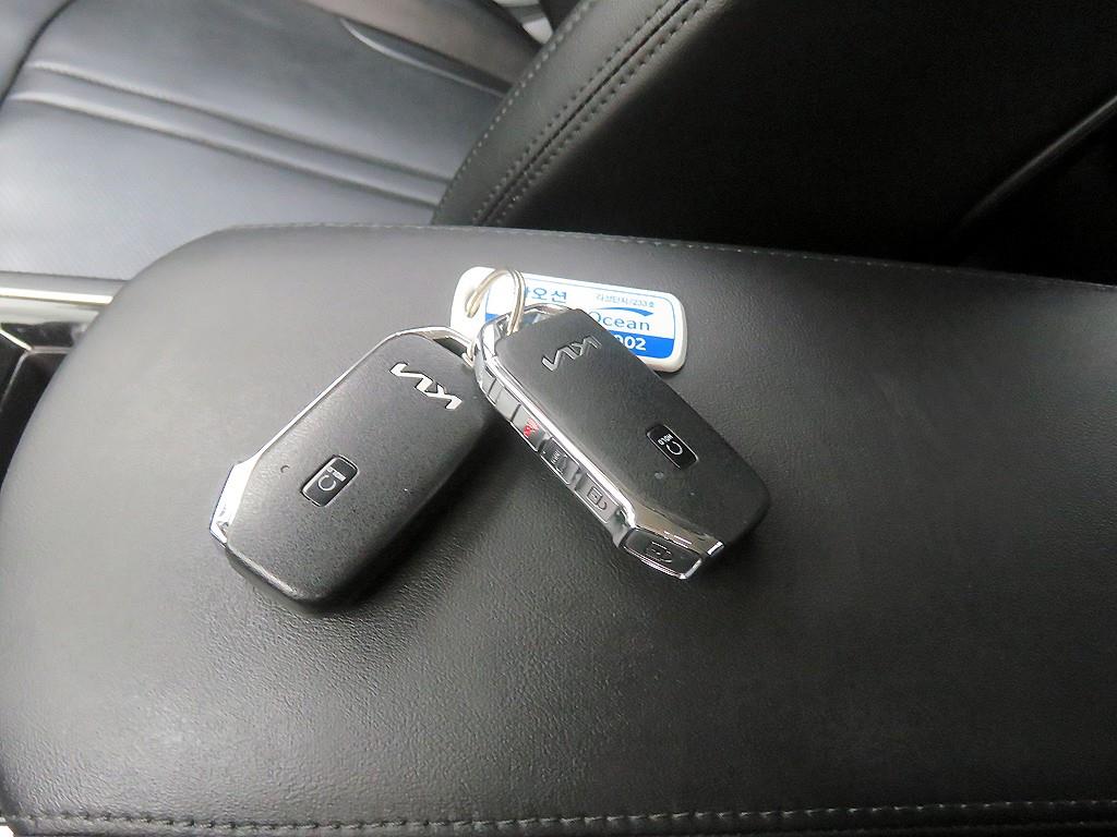 KIA K5 2022 Gris - Importación desde Corea - HF Imports Iquique - Foto 17