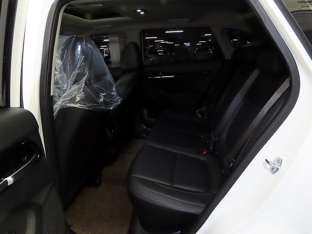 KIA Seltos - Vista 7