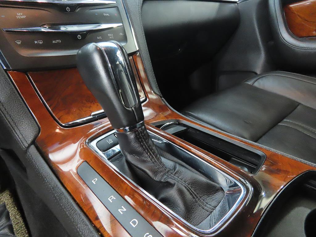 Lincoln MKS - Vista 11