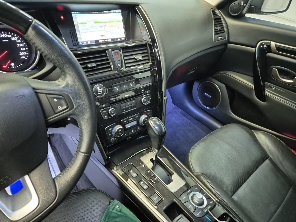 SAMSUNG SM7 - Vista 8