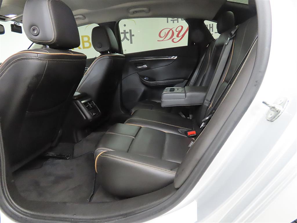 Chevrolet Impala - Vista 6