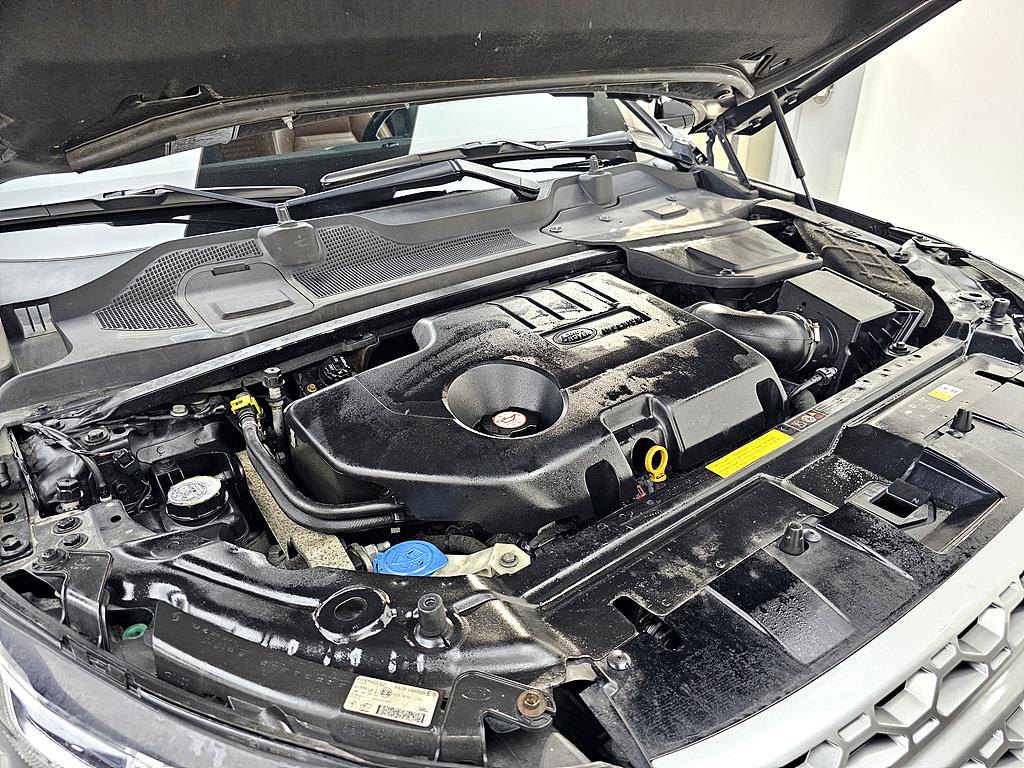 Land Rover Discovery Sports - Vista 6