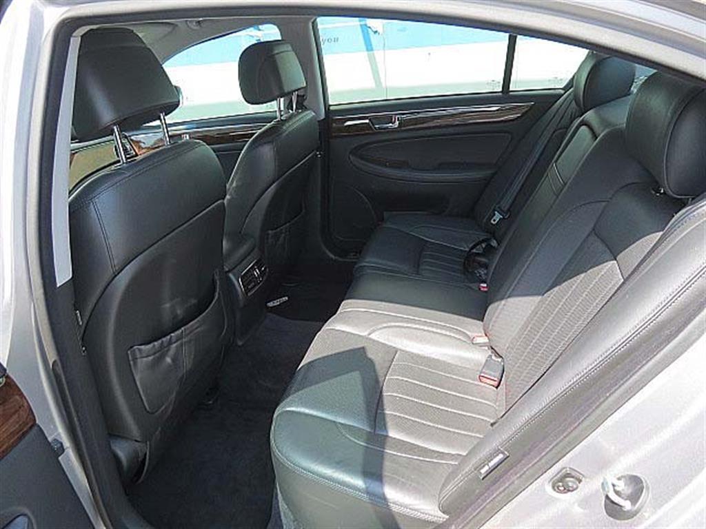 HYUNDAI Genesis 2010 Gris - Importación desde Corea - HF Imports Iquique - Foto 7