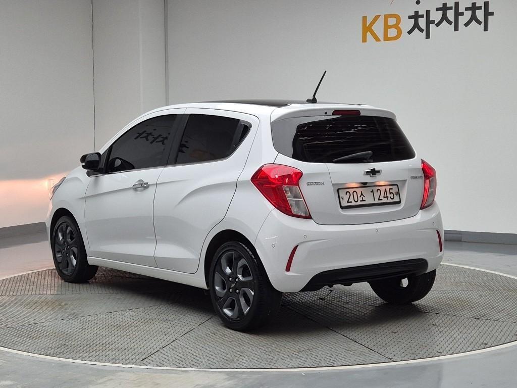 Chevrolet Spark - Vista 2