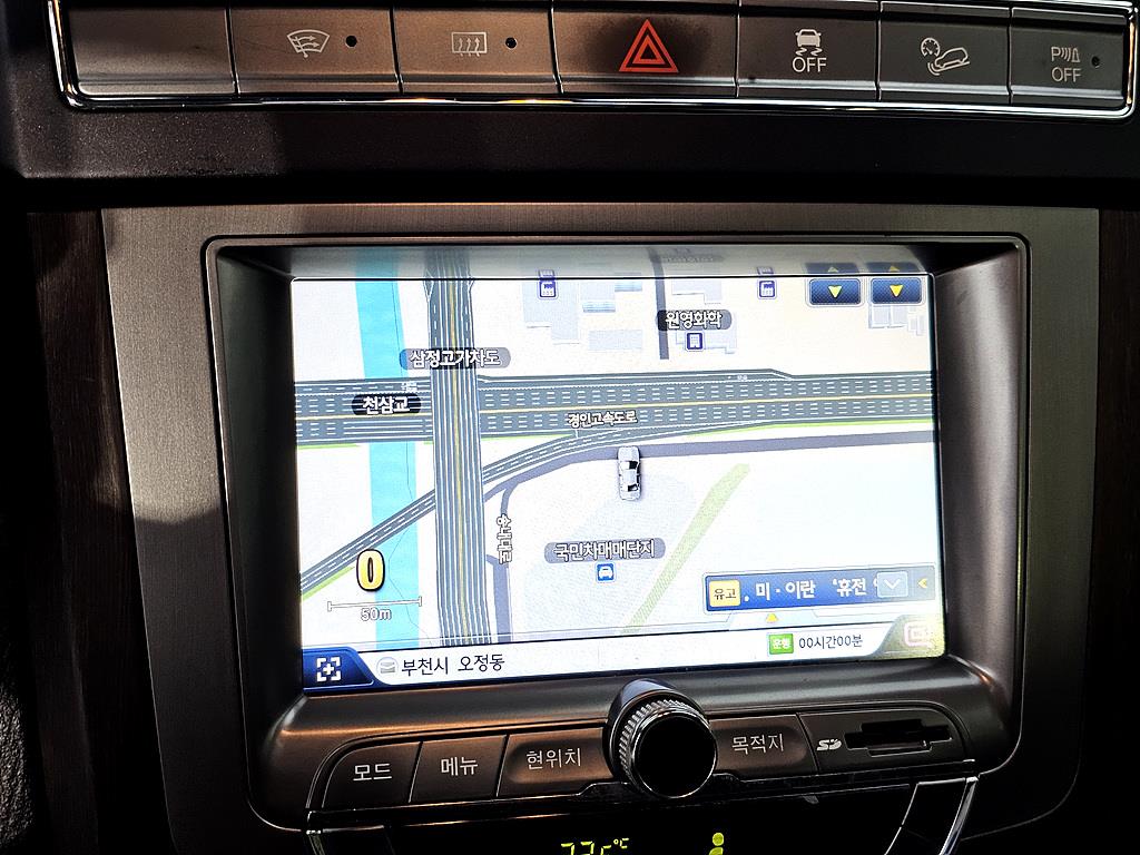 Ssangyong Rexton 2013 Blanco - Importación desde Corea - HF Imports Iquique - Foto 13