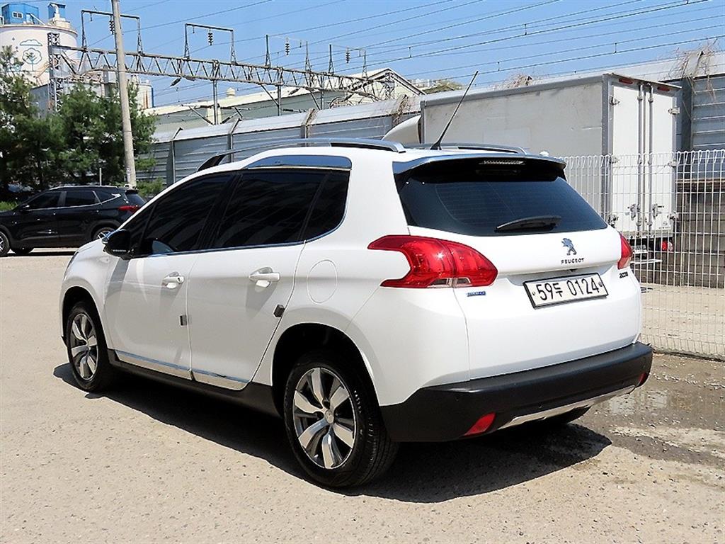 Peugeot 2008 - Vista 3
